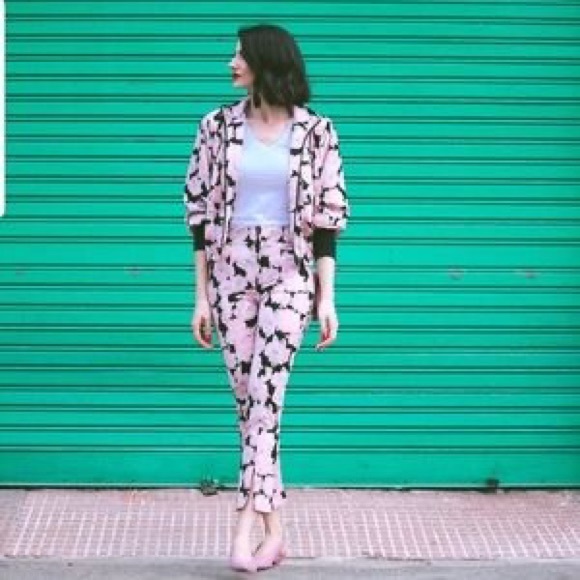 Zara | Stretchy pants with zipper and trim slit - Picture 11 of 11